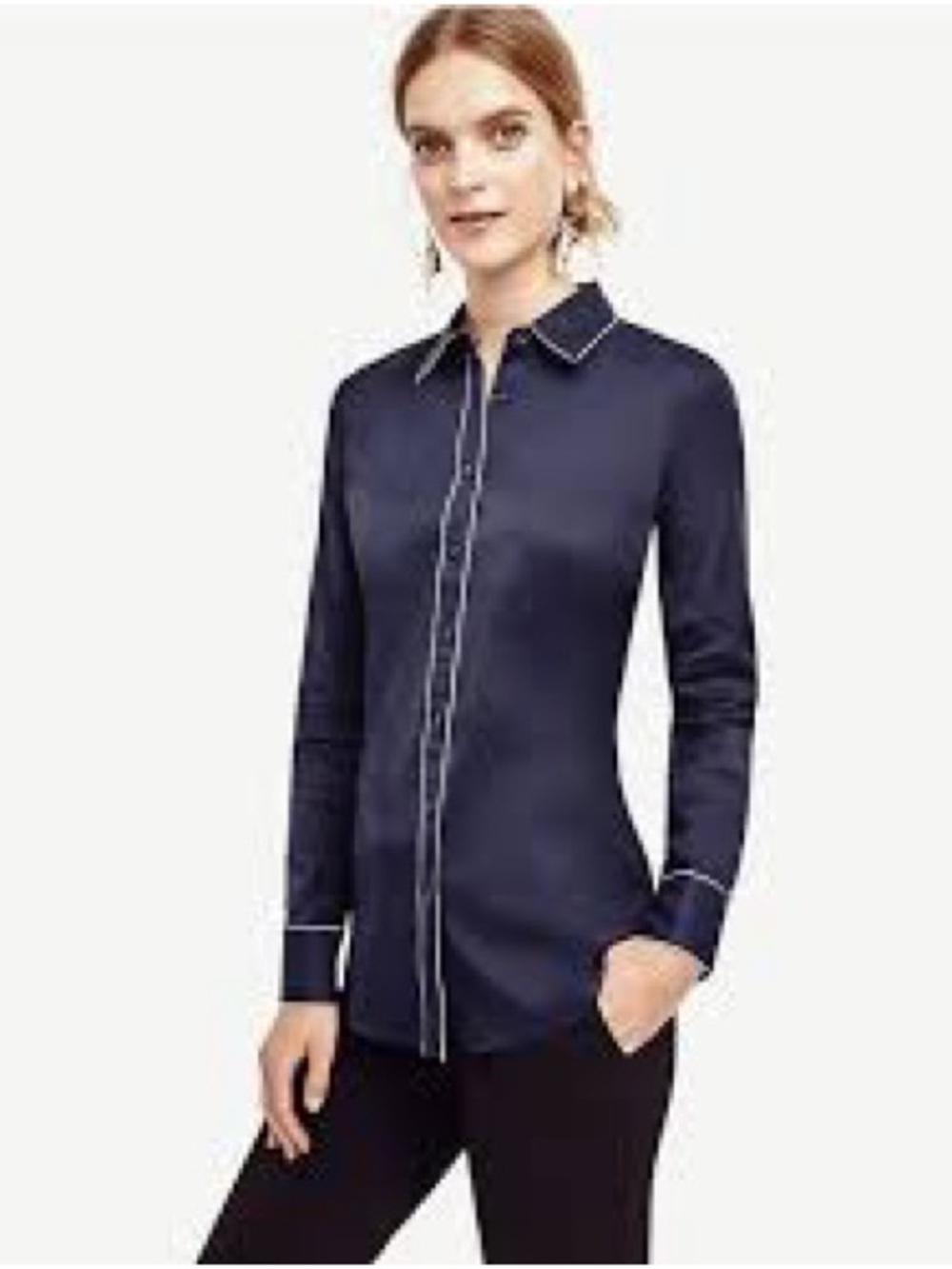 Ann Taylor Navy Blue Button Down Collared Top Size 0 EUC